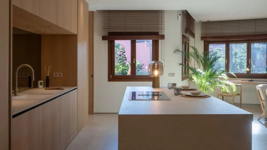 3 bedrooms apartment for sale , Estepona, Spain No. 243 № 4