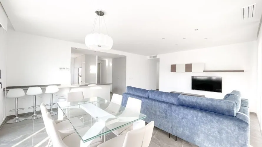 3 bedrooms penthouse for sale , Estepona, Spain No. 452 № 3