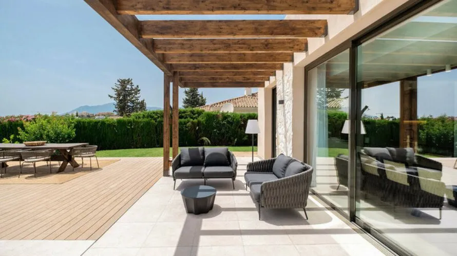 4 bedrooms house for sale , Estepona, Spain No. 403 № 4