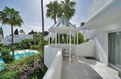 4 bedrooms townhouse for sale , Marbella, Spain No. 559