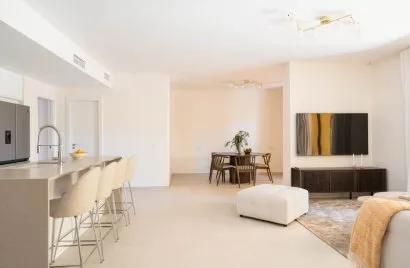 4 bedrooms apartment for sale , Cortes (San Pedro De Alcantara), Spain No. 556