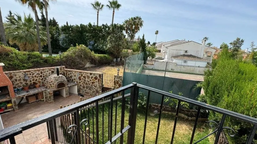 3 bedrooms house for sale , Mijas Costa, Spain No. 479 № 21