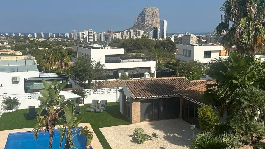 6 bedrooms villa for sale, Calpe, Spain No. 958 № 23