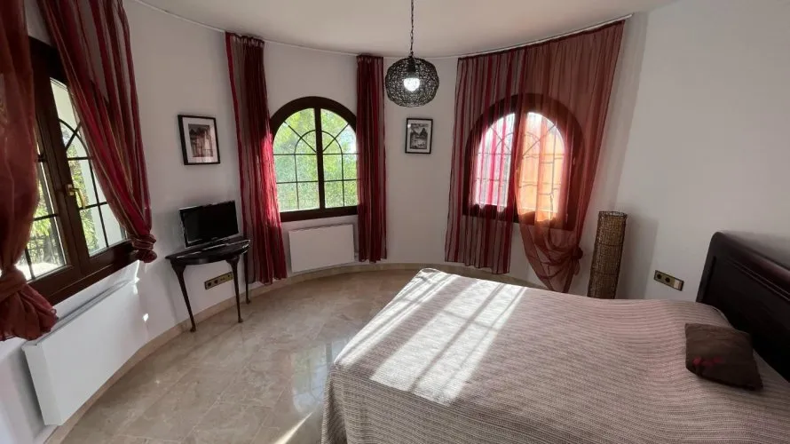 4 bedrooms villa for sale , Altea La Vella, Spain No. 1136 № 15