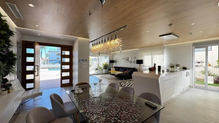 4 bedrooms villa for sale, Campoamor, Spain No. 1510 № 13