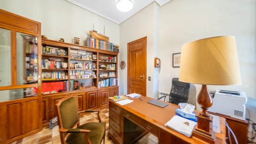 7 bedrooms house for sale, Mutxamel, Spain No. 1220 № 16