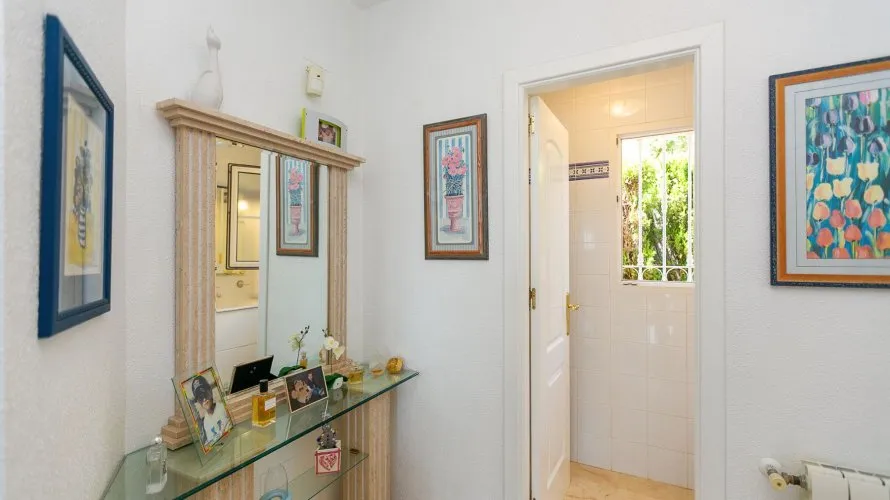 194m² villa for sale, Alicante, Spain No. 1545 № 20