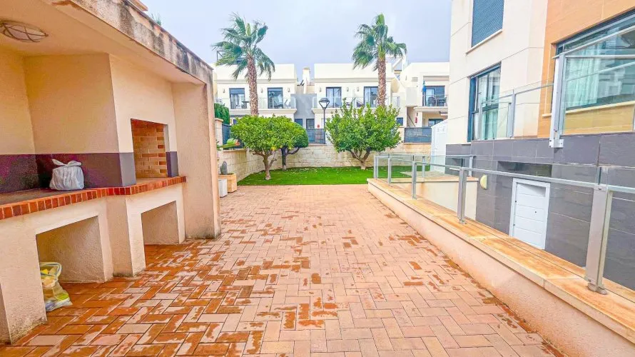 5 bedrooms villa for sale, La Zenia, Spain No. 1472 № 14
