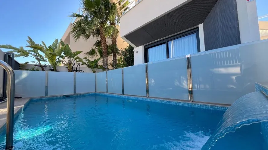 3 bedrooms villa for sale, La Veleta, Spain No. 1160 № 3