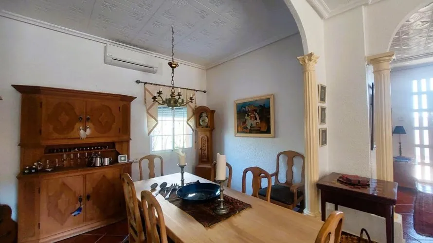 5 bedrooms house for sale , La Marina, Spain No. 1485 № 4