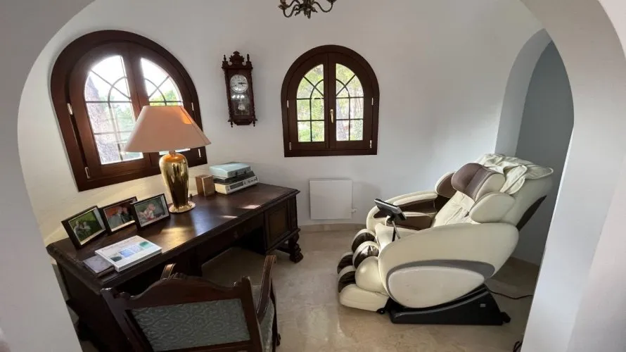 4 bedrooms villa for sale , Altea La Vella, Spain No. 1136 № 8