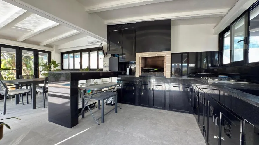 5 bedrooms villa for sale, San Juan, Spain No. 1226 № 1