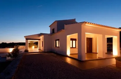 4 bedrooms villa for sale, Moraira, Spain No. 1277