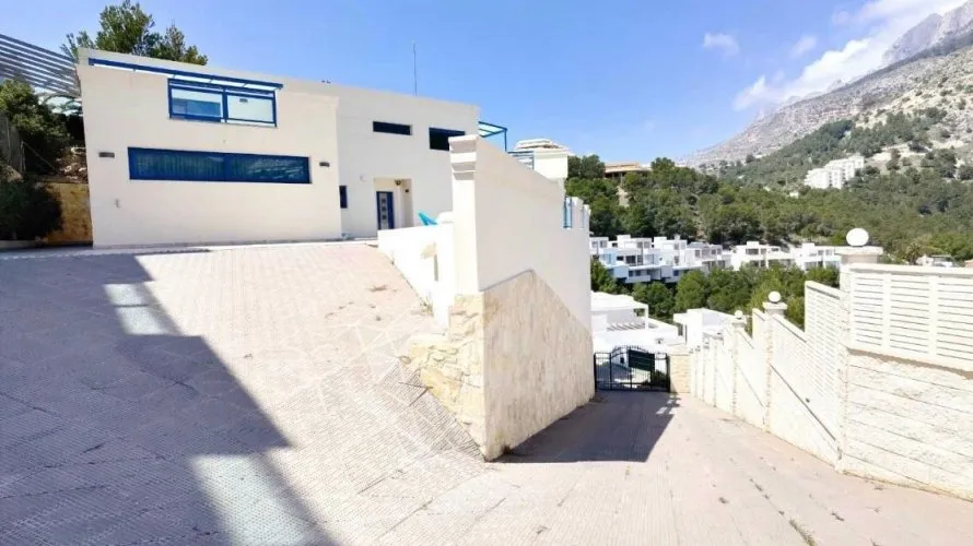 4 bedrooms villa for sale, Zona Altea Hills, Spain No. 1495 № 14