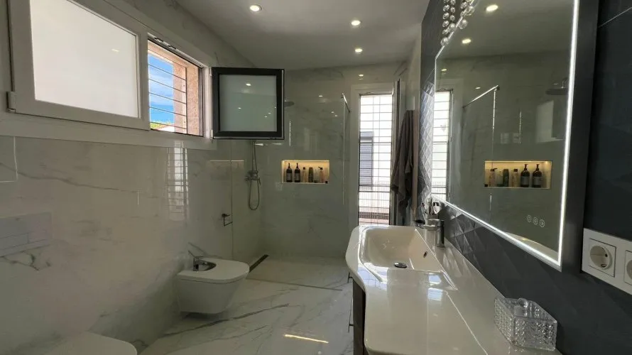 5 bedrooms villa for sale, La Mata, Spain No. 1196 № 20