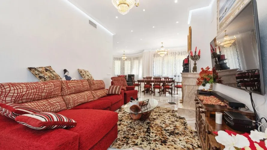4 bedrooms villa for sale, Campoamor, Spain No. 1543 № 25