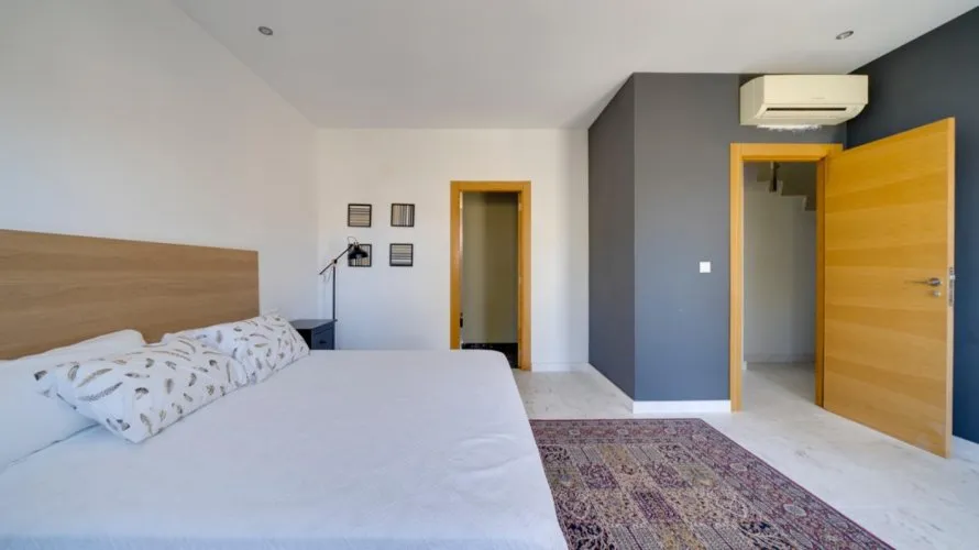 4 bedrooms villa for sale , Albir, Spain No. 1151 № 9