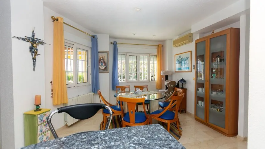 194m² villa for sale, Alicante, Spain No. 1545 № 6