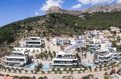 4 bedrooms villa for sale, Calpe, Spain No. 1172