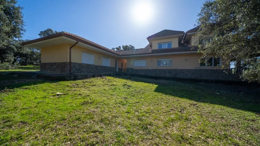 8 bedrooms villa for sale, Colmenarejo, Spain No. 1522 № 21