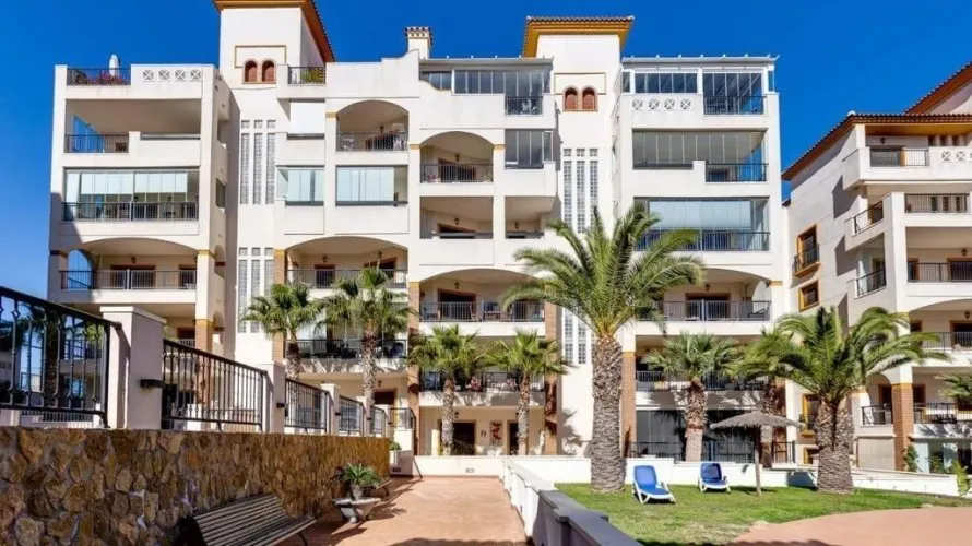 3 bedrooms apartment for sale , Guardamar del Segura, Spain No. 1206 № 13