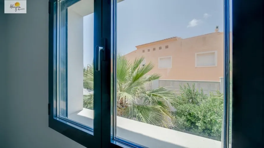 5 bedrooms villa for sale , Calpe, Spain No. 1105 № 12