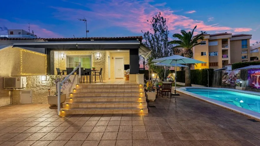 4 bedrooms villa for sale , Torrevieja, Spain No. 1314 № 28