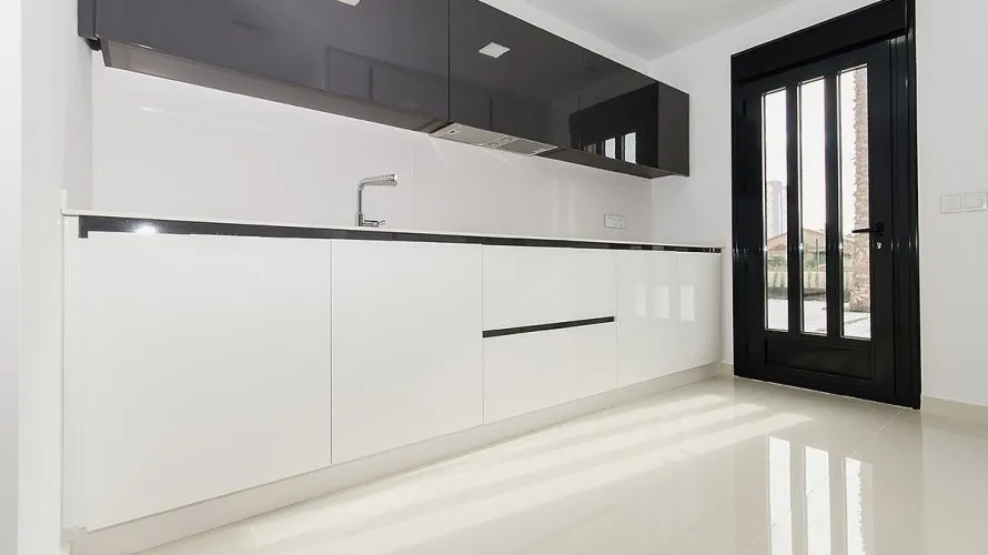 4 bedrooms villa for sale, Playa Honda, Spain No. 997 № 7