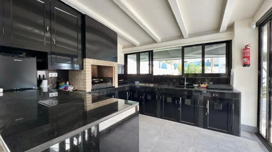 5 bedrooms villa for sale, San Juan, Spain No. 1226 № 10