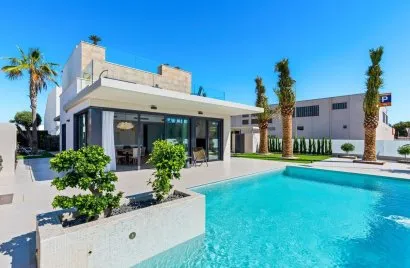 4 bedrooms villa for sale , Campoamor, Spain No. 1222