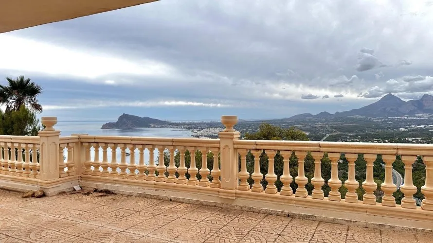 5 bedrooms villa for sale, Zona Altea Hills, Spain No. 1134 № 5