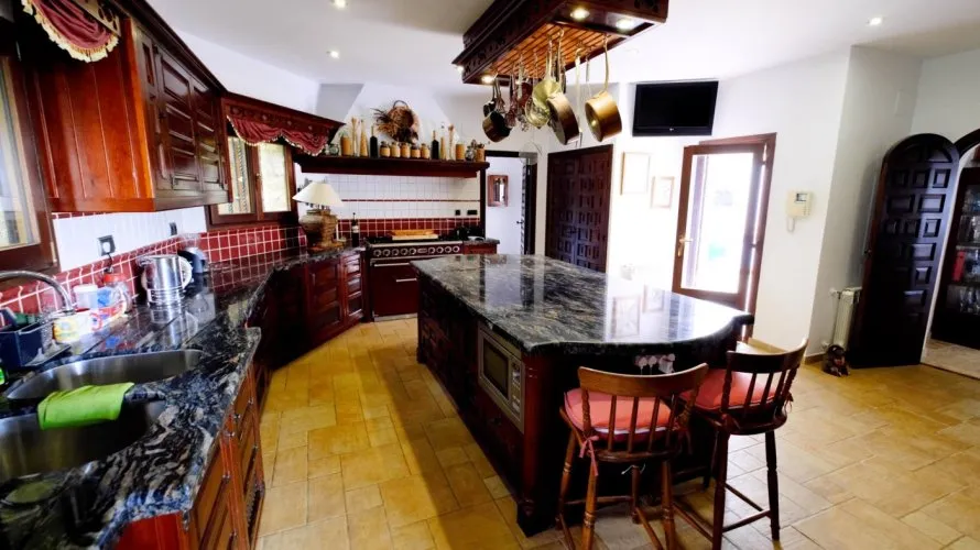4 bedrooms villa for sale , Fustera, Spain No. 1003 № 8