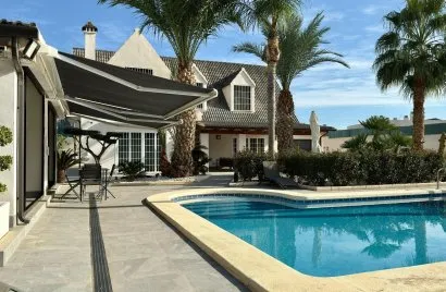 5 bedrooms villa for sale, San Juan, Spain No. 1226