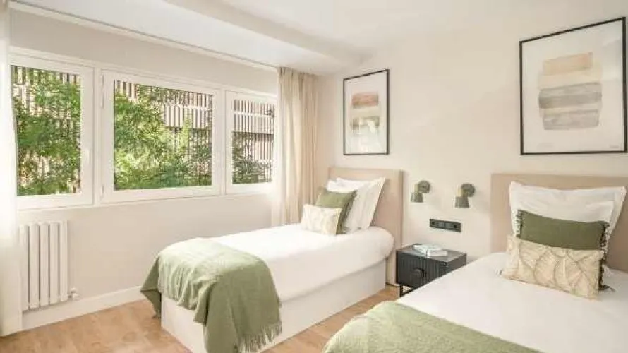 2 bedrooms apartment for sale , Madrid, Spain No. 1210 № 10