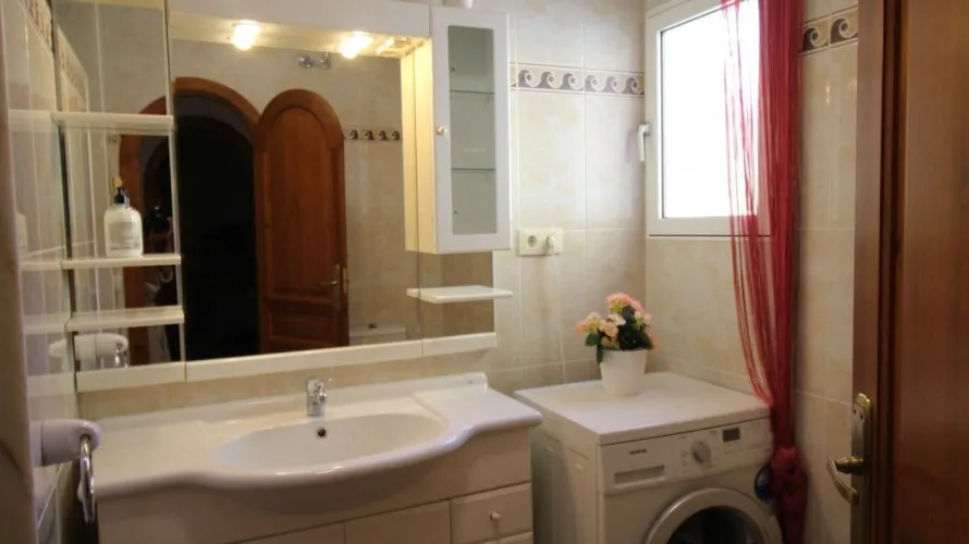 5 bedrooms villa for sale , Calpe, Spain No. 1007 № 15