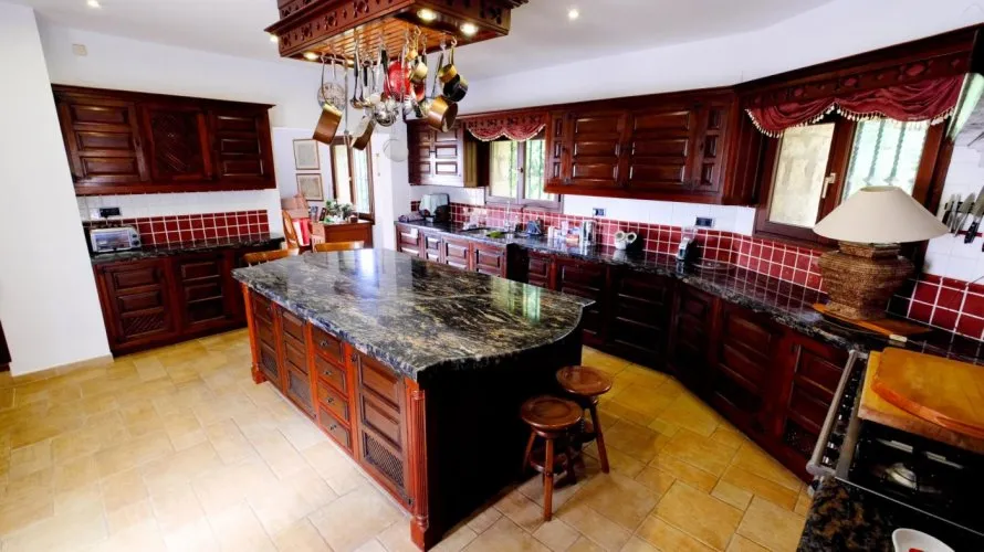 4 bedrooms villa for sale , Fustera, Spain No. 1003 № 13