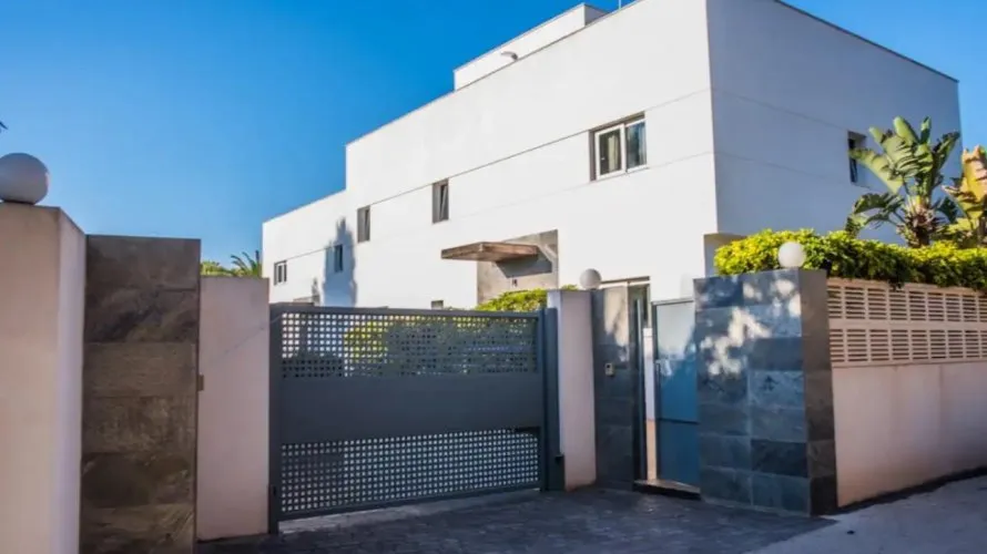 4 bedrooms villa for sale , Albir, Spain No. 1151 № 26
