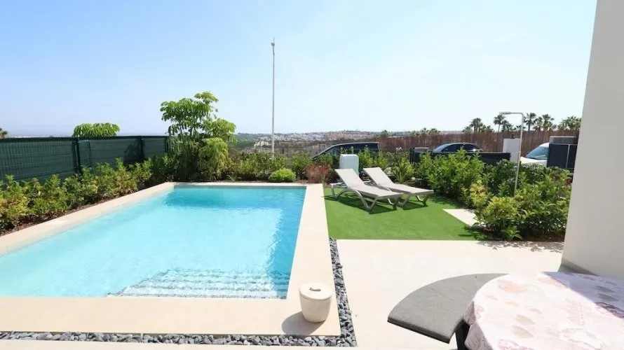 3 bedrooms villa for sale, Algorfa, Spain No. 1549 № 2