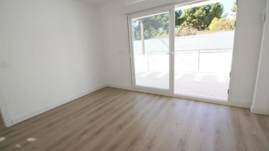 4 bedrooms apartment for sale, La Torre, Spain No. 1025 № 8