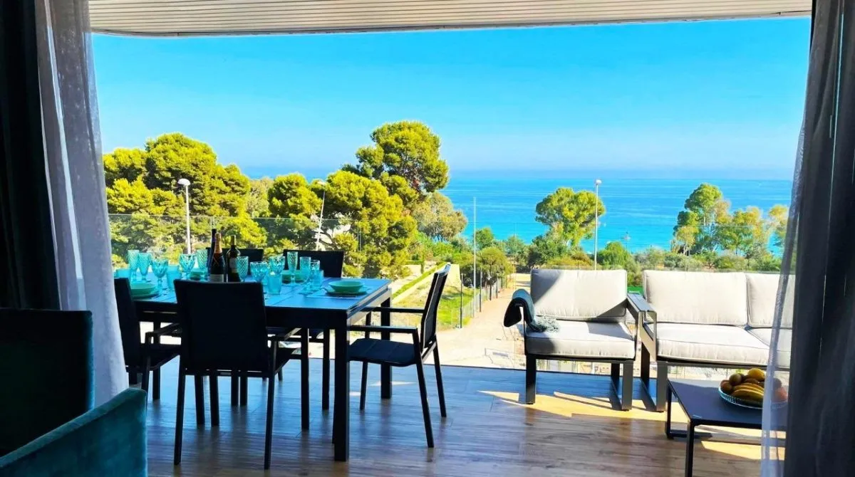 3 bedrooms apartment for sale, Villajoyosa, Spain No. 1267