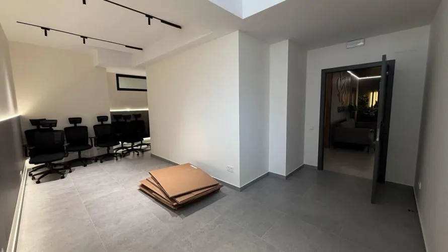 360m² office for sale, Valencia, Spain No. 1365 № 11