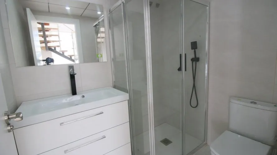 4 bedrooms apartment for sale, La Torre, Spain No. 1025 № 9