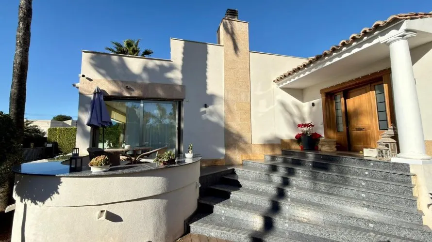 6 bedrooms villa for sale , Benidorm, Spain No. 972 № 20