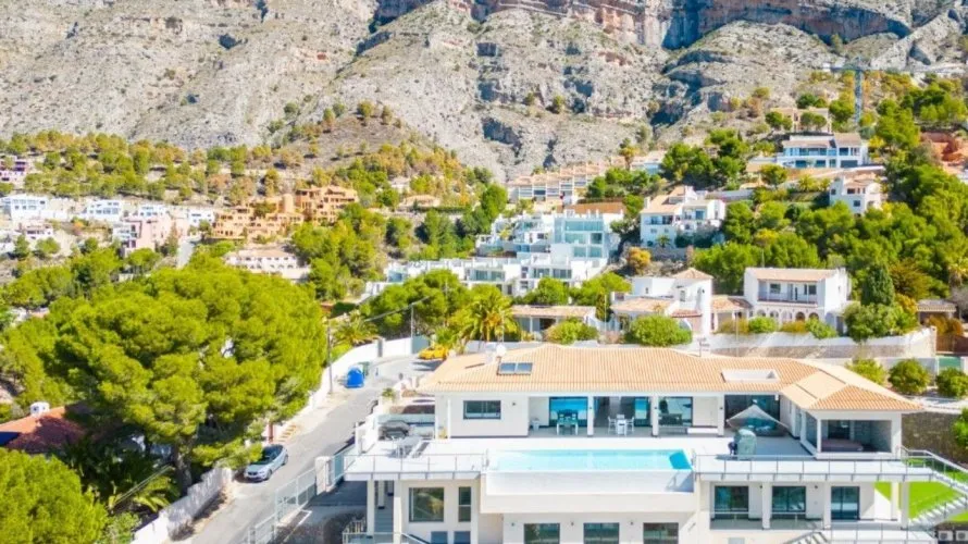 5 bedrooms villa for sale, Zona Altea Hills, Spain No. 1425 № 28