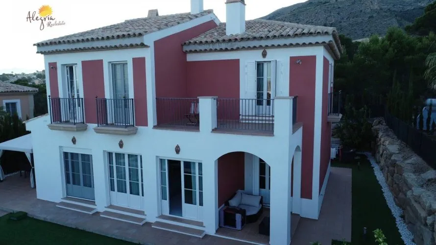 4 bedrooms villa for sale, Finestrat, Spain No. 983 № 1