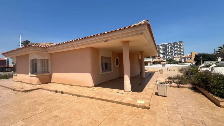 4 bedrooms villa for sale, La Manga del Mar Menor, Spain No. 1555 № 28