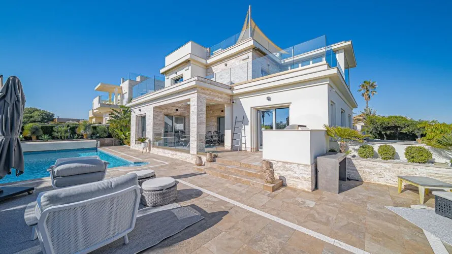 442m² villa for sale , La Zenia, Spain No. 1390