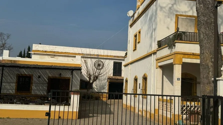 10 bedrooms apartment for sale, Riba-roja de Turia, Spain No. 1474 № 28