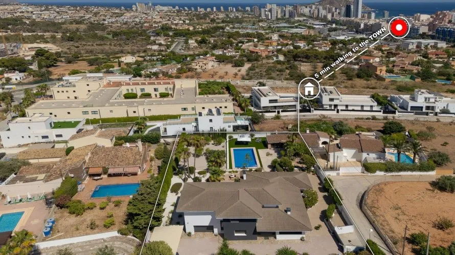 6 bedrooms villa for sale, Calpe, Spain No. 958 № 7