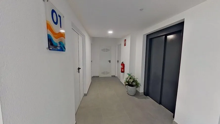 2 bedrooms apartment for sale , Benidorm, Spain No. 964 № 1